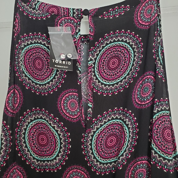 🆕️Torrid Medallion Challis Dress Size 3 - Picture 6 of 9